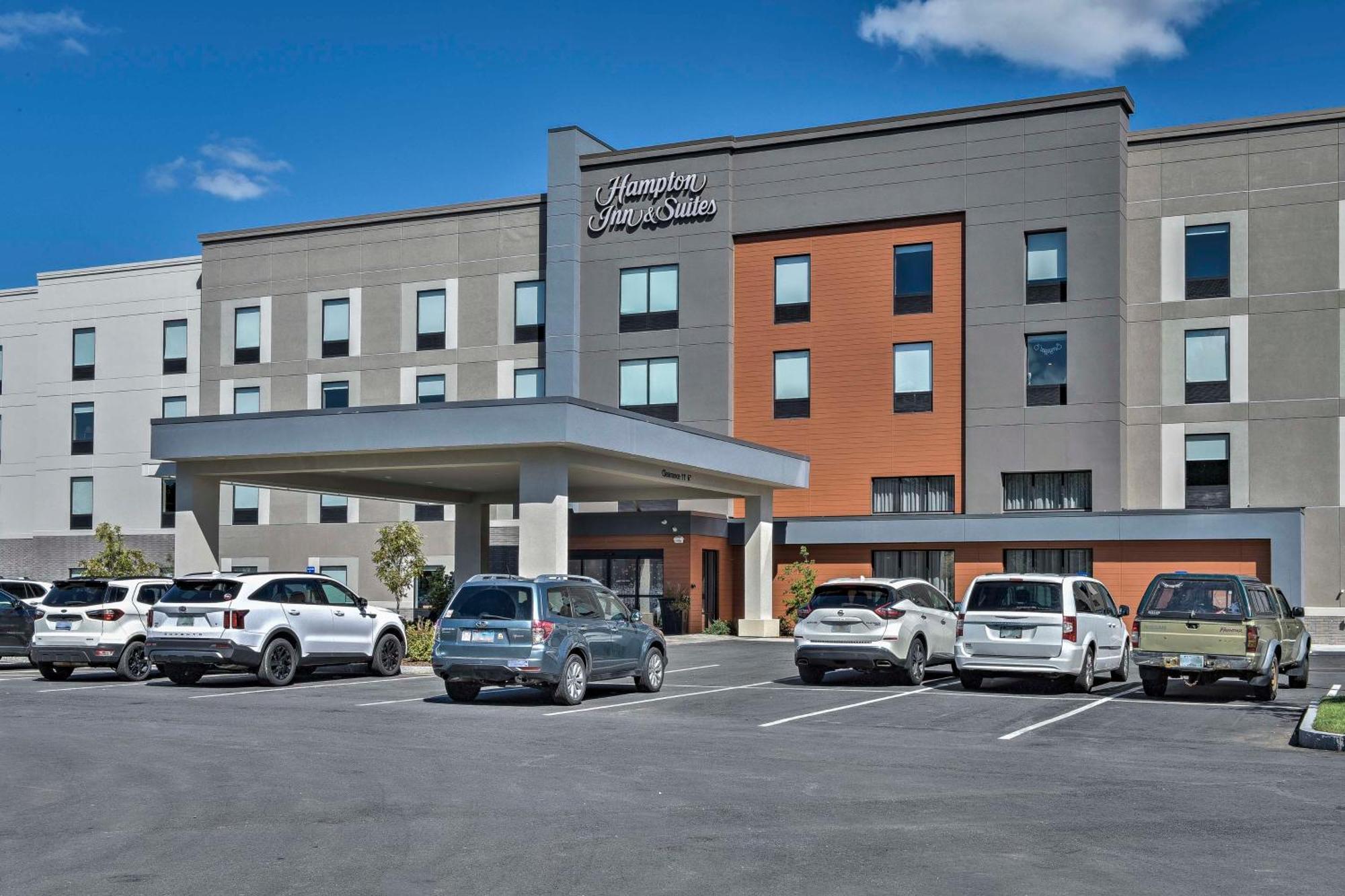 Hampton Inn & Suites Keene Exteriér fotografie